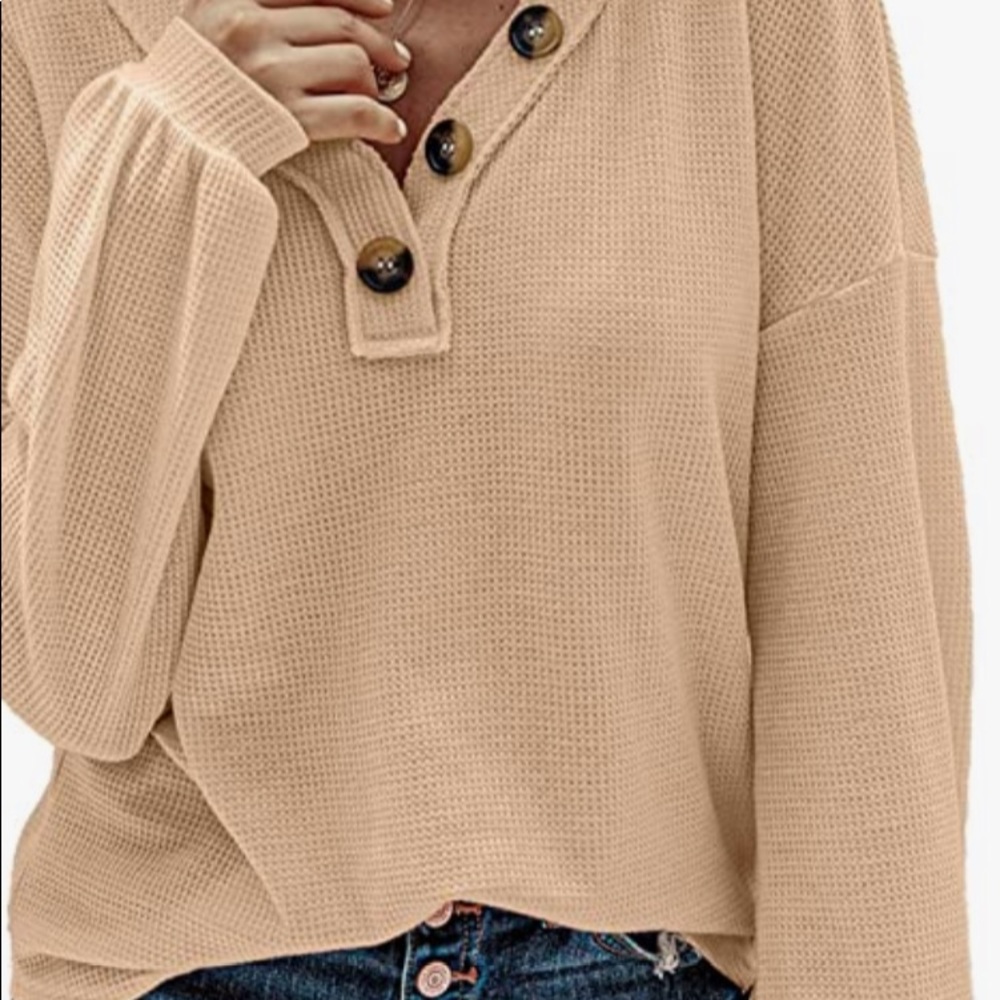 Women’s top.